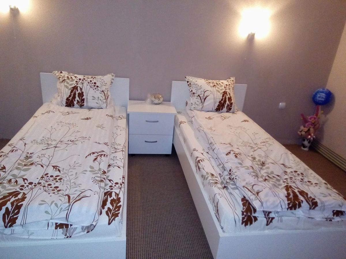 Kafana "Kaj Zoki" Bed & Breakfast Probistip Екстериор снимка